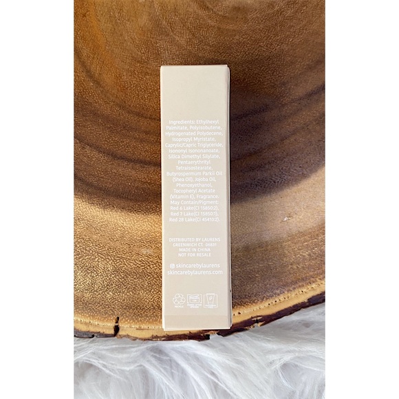 NWT Lauren’s Skincare Lip Oil - Picture 7 of 8
